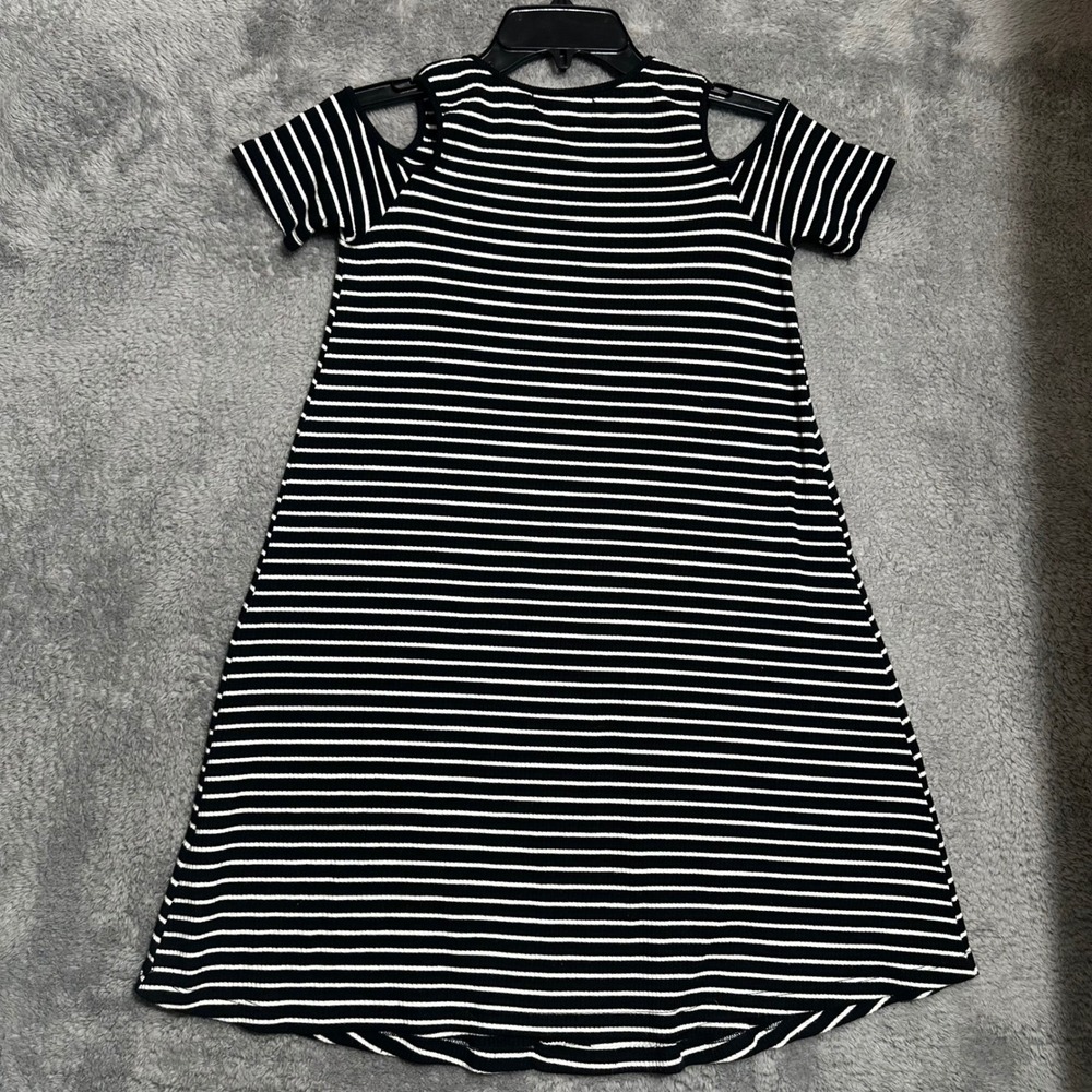 Derek Heart T-Shirt Dress Womens Small Black White Striped Cold Shoulder V-Neck - Picture 6 of 6